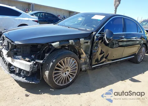 2018 Mercedes-Benz S 560 из США, поврежденный, VIN WDDUG8DB7JA422436